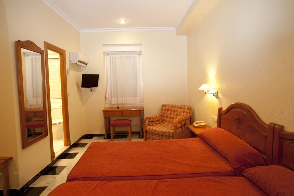 Hotel Los Rosales Альманса Номер фото